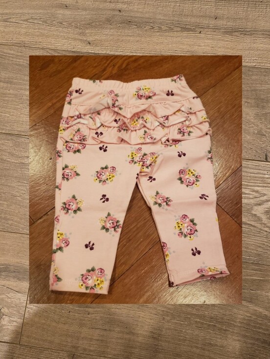 Garanimals Other - NWT Baby girls ruffle butt pink roses floral leggings size 3-6mos
